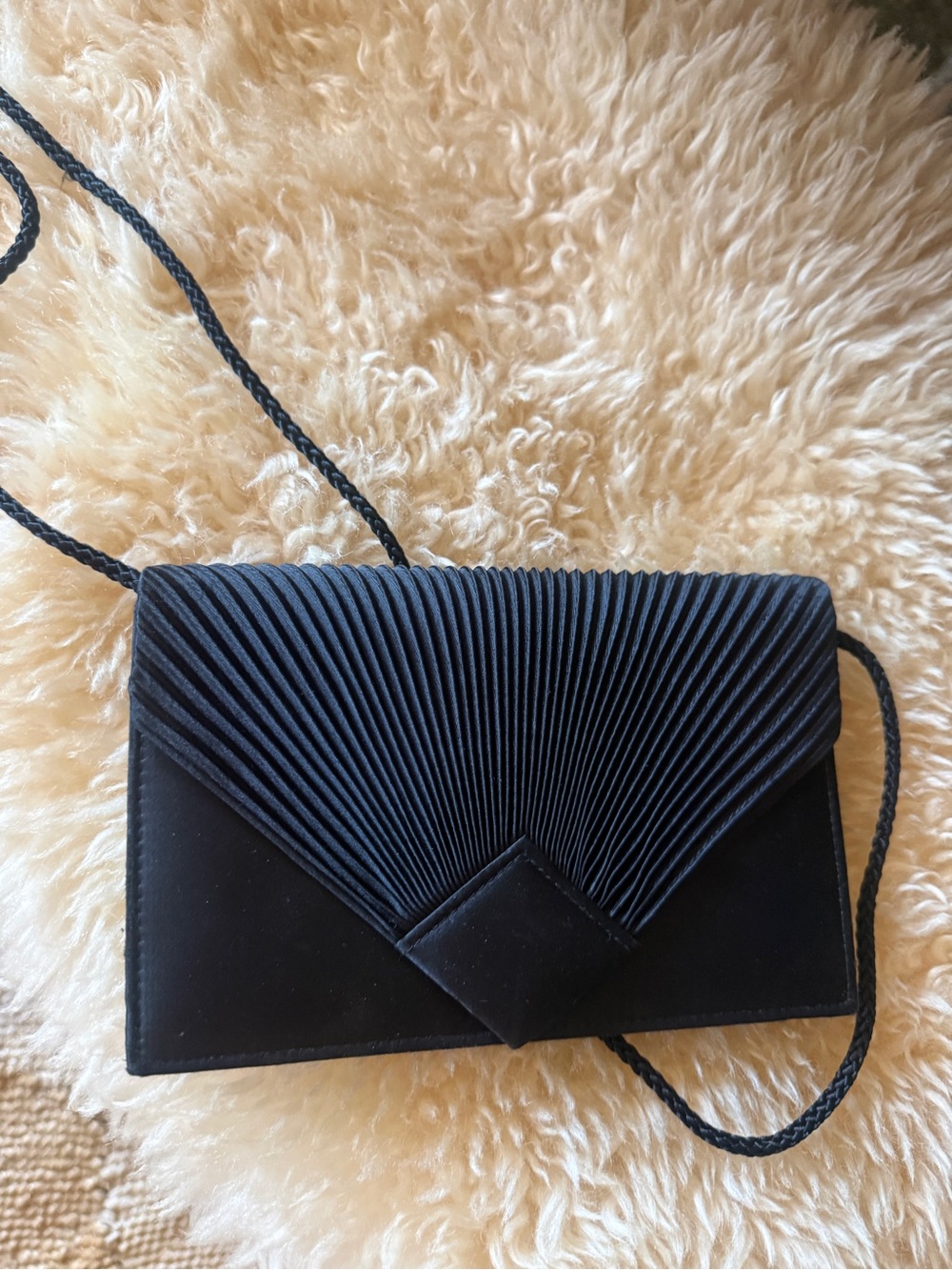 Vintage Merle Norman 80s Formal Classic Satin Black Purse Expandable Black